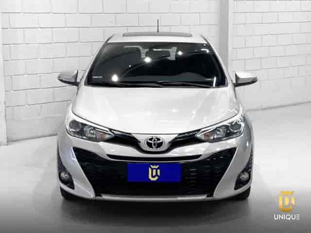 Prévia do banner — Unique Automóveis (slide 4)