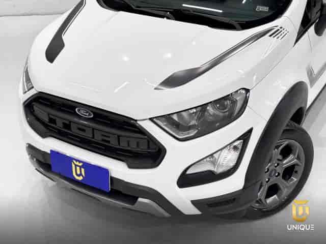 Prévia do banner — Unique Automóveis (slide 3)