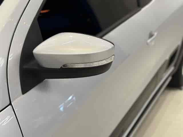 Prévia do banner — Unique Automóveis (slide 4)