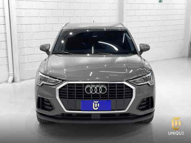 Prévia do banner — Unique Automóveis (slide 4)