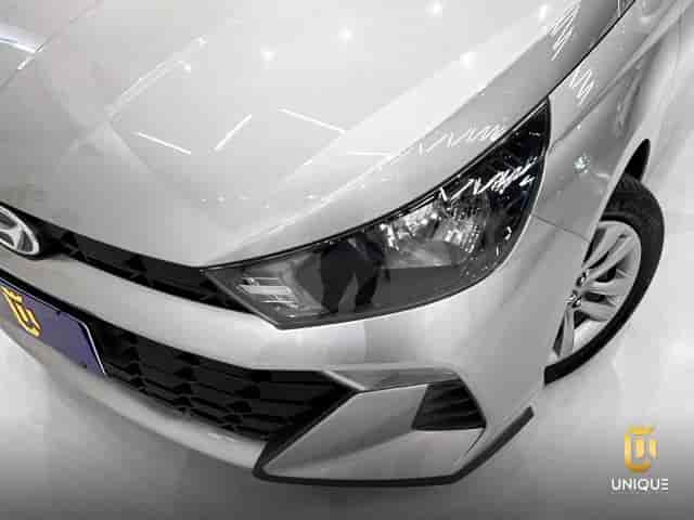 Prévia do banner — Unique Automóveis (slide 4)