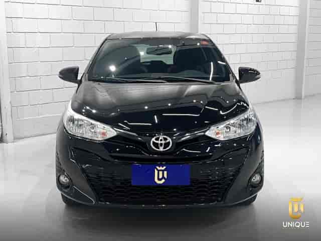 Prévia do banner — Unique Automóveis (slide 4)