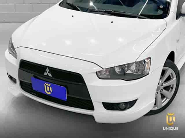 Prévia do banner — Unique Automóveis (slide 3)