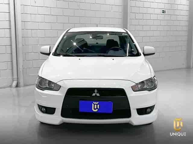 Prévia do banner — Unique Automóveis (slide 4)