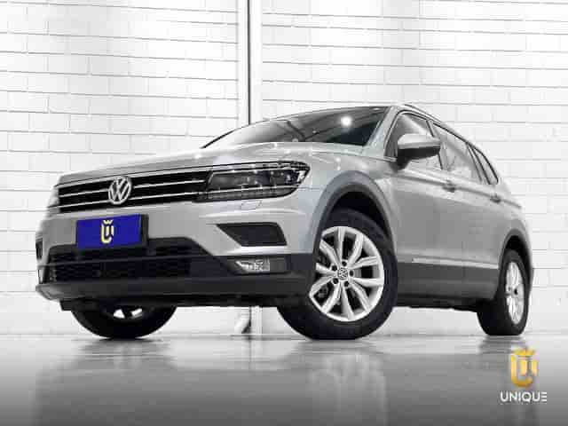 Prévia do banner — Unique Automóveis (slide 2)