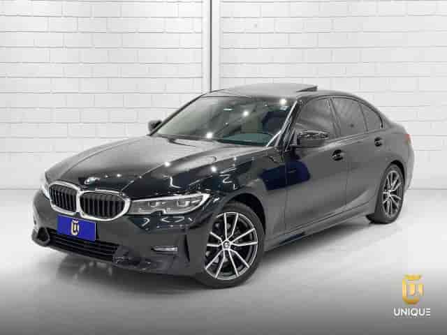 Prévia do banner — Unique Automóveis (slide 1)