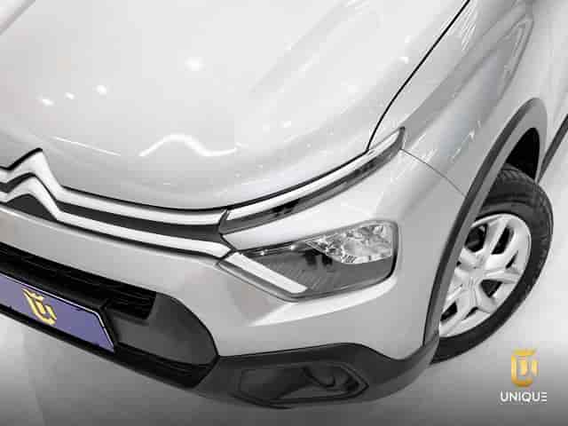 Prévia do banner — Unique Automóveis (slide 3)