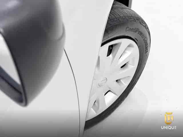 Prévia do banner — Unique Automóveis (slide 4)