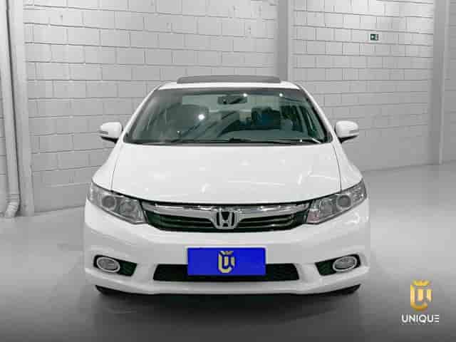 Prévia do banner — Unique Automóveis (slide 3)