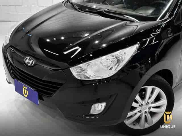 Prévia do banner — Unique Automóveis (slide 3)