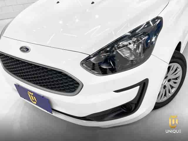 Prévia do banner — Unique Automóveis (slide 2)