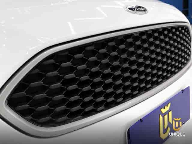 Prévia do banner — Unique Automóveis (slide 4)