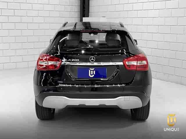 Prévia do banner — Unique Automóveis (slide 4)