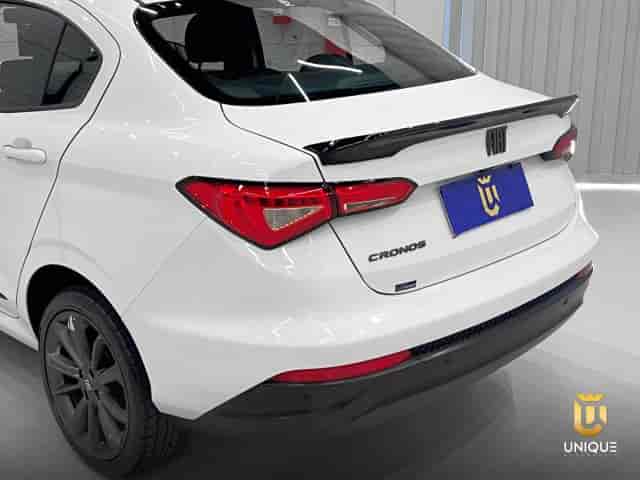 Prévia do banner — Unique Automóveis (slide 4)