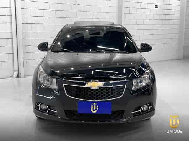 Prévia do banner — Unique Automóveis (slide 4)