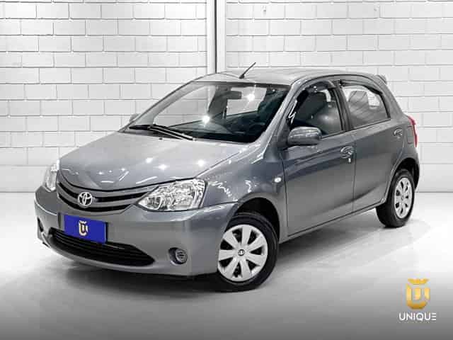 TOYOTA ETIOS HATCH