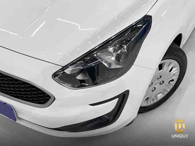 Prévia do banner — Unique Automóveis (slide 3)