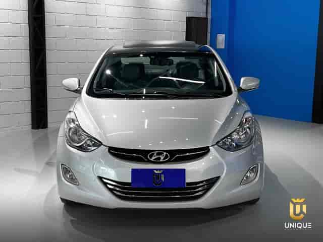 Prévia do banner — Unique Automóveis (slide 4)