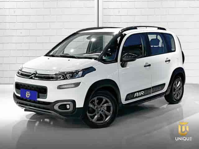 Prévia do banner — Unique Automóveis (slide 1)