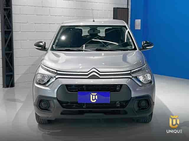 Prévia do banner — Unique Automóveis (slide 4)