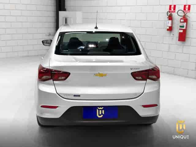 Prévia do banner — Unique Automóveis (slide 4)