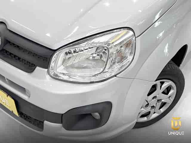 Prévia do banner — Unique Automóveis (slide 3)