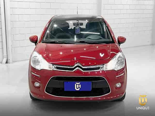 Prévia do banner — Unique Automóveis (slide 4)