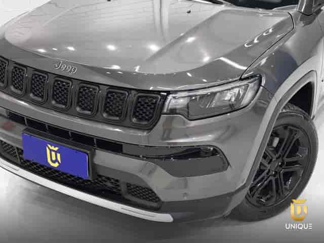 Prévia do banner — Unique Automóveis (slide 3)