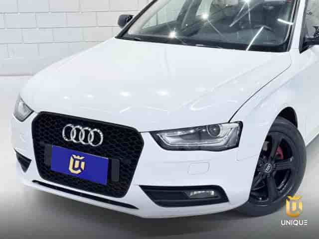 Prévia do banner — Unique Automóveis (slide 3)