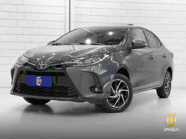 Prévia do banner — Unique Automóveis (slide 2)