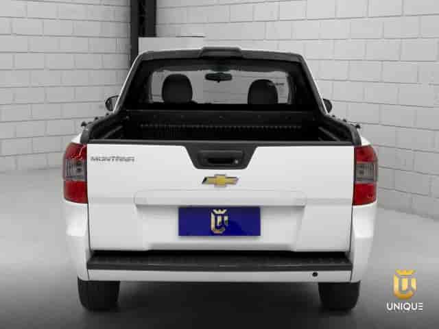 Prévia do banner — Unique Automóveis (slide 4)