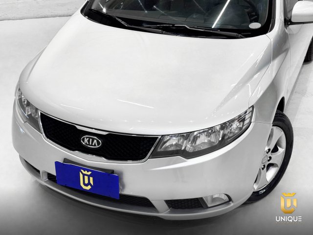 Kia Cerato 2011 vale a pena? Consumo, manutencao e preco do sedan em Indaiatuba - foto 3