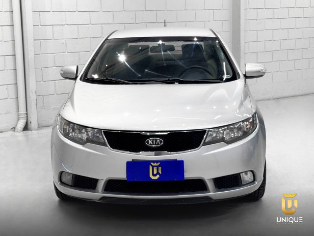Kia Cerato 2011 vale a pena? Consumo, manutencao e preco do sedan em Indaiatuba - foto 4