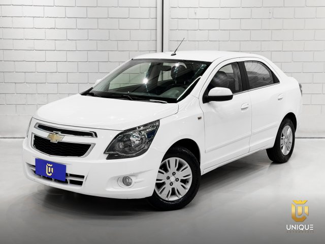 Chevrolet Cobalt LTZ 2014 em Indaiatuba: sedan espacoso para familia e trabalho
