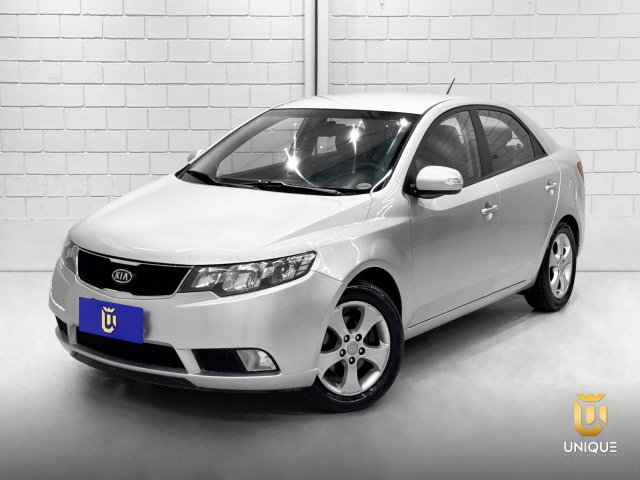 Kia Cerato 2011 vale a pena? Consumo, manutencao e preco do sedan em Indaiatuba