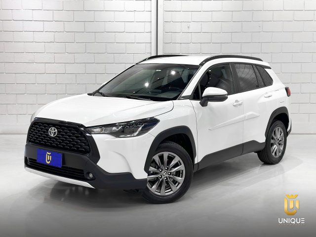 O cruzamento perfeito entre SUV e sedan: Toyota Corolla Cross 2022 em Indaiatuba
