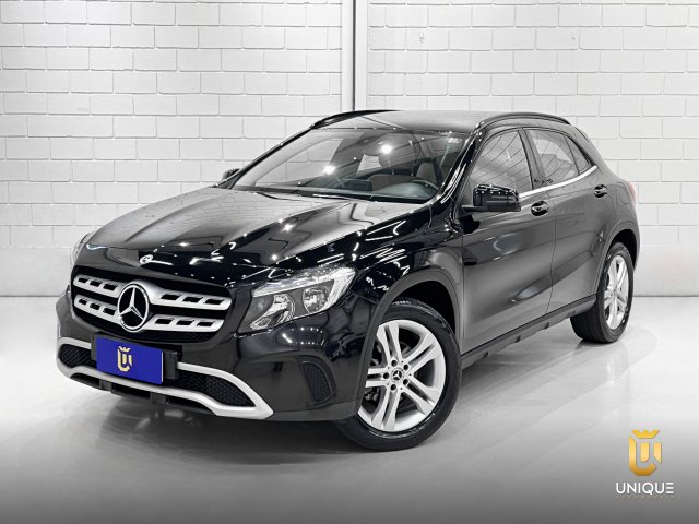 A estrela de tres pontas no seu bolso: Mercedes GLA 200 2019 em Indaiatuba